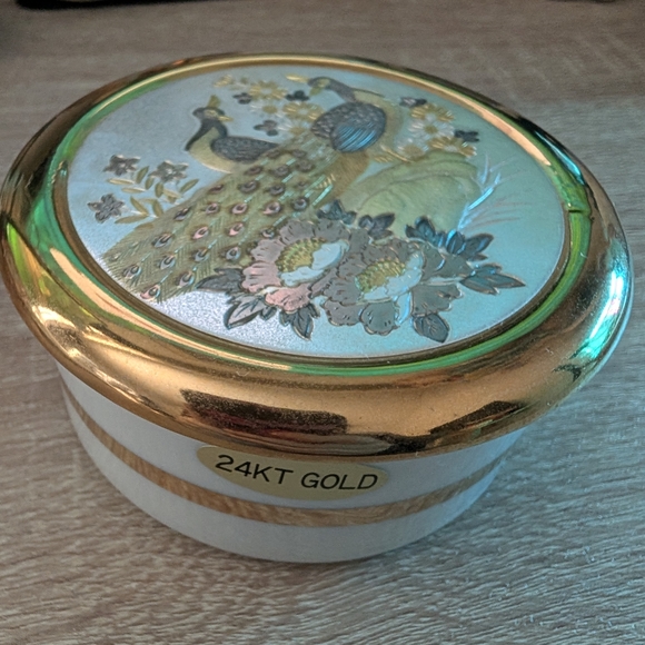 24 KT Gold Art Of Chokin Round Trinket Box - Picture 2 of 5